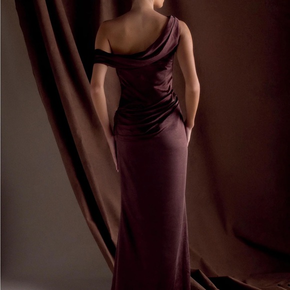 Meshki One Shoulder Dress in Deep Brown - Picture 2 of 7